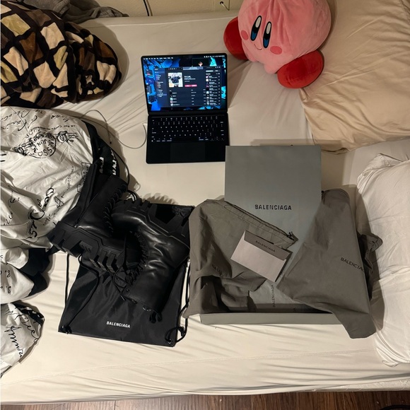 Balenciaga bulldozer boots size 9 - Picture 5 of 7